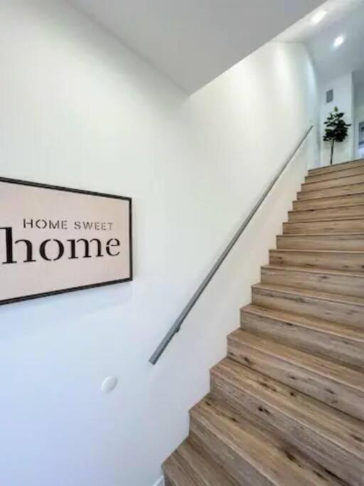 4Br Townhouse In Koreatown ロサンゼルス エクステリア 写真