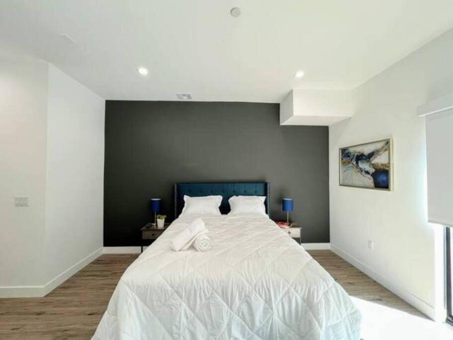 4Br Townhouse In Koreatown ロサンゼルス エクステリア 写真
